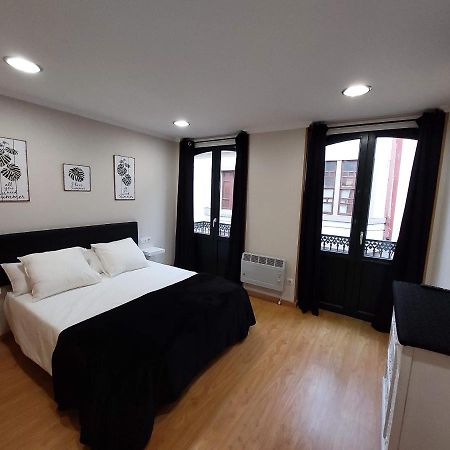 Casa Tarrazo Apartment มงฟอร์เต เด เลมอส ภายนอก รูปภาพ