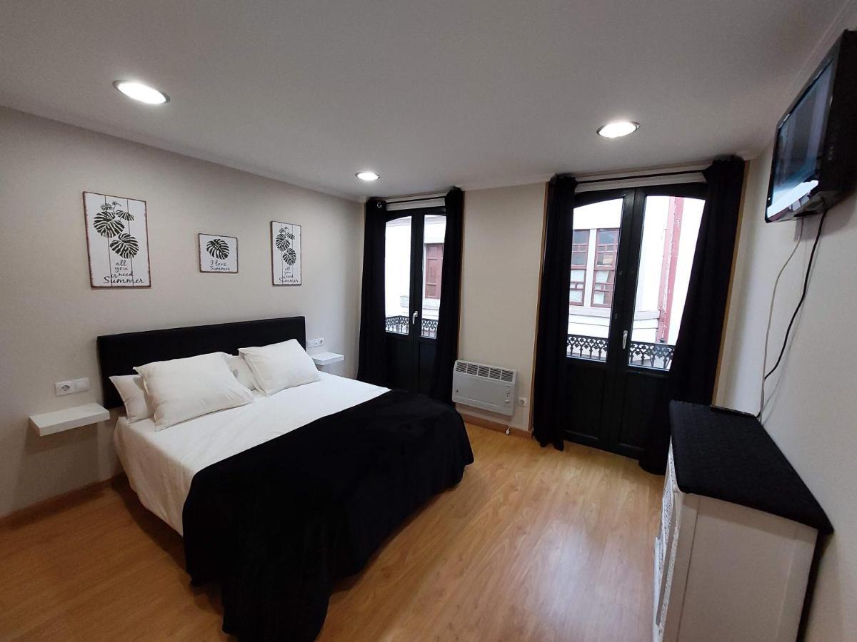 Casa Tarrazo Apartment มงฟอร์เต เด เลมอส ภายนอก รูปภาพ