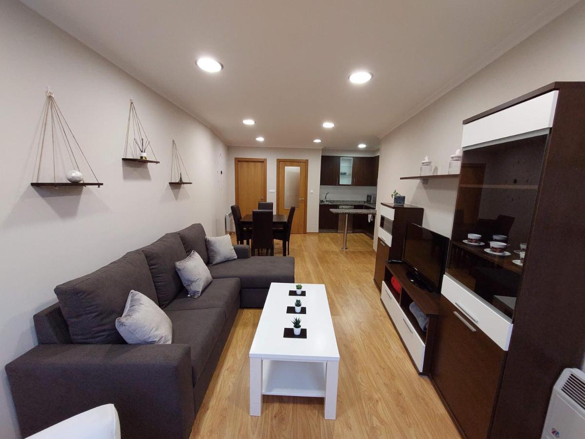Casa Tarrazo Apartment มงฟอร์เต เด เลมอส ภายนอก รูปภาพ